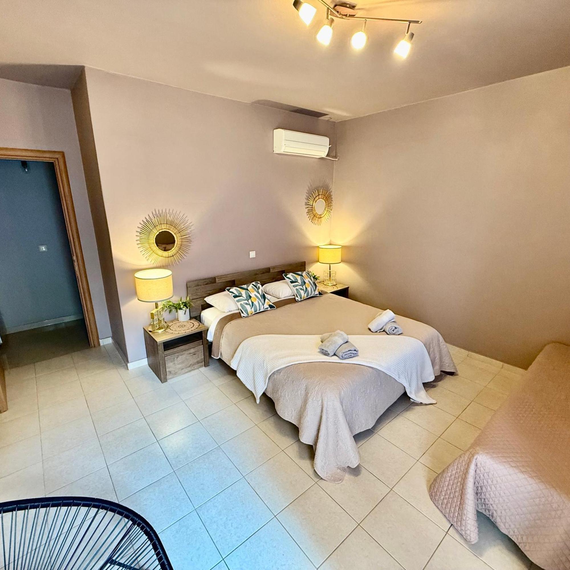 Thelfi Luxury Studio In Attica - Close To Varkiza Beach - Sea View Vári Eksteriør bilde